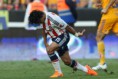 /album/jornada-16/fernando-arce-chivas-tigres-jornada-16-clausura-2015-jpg/